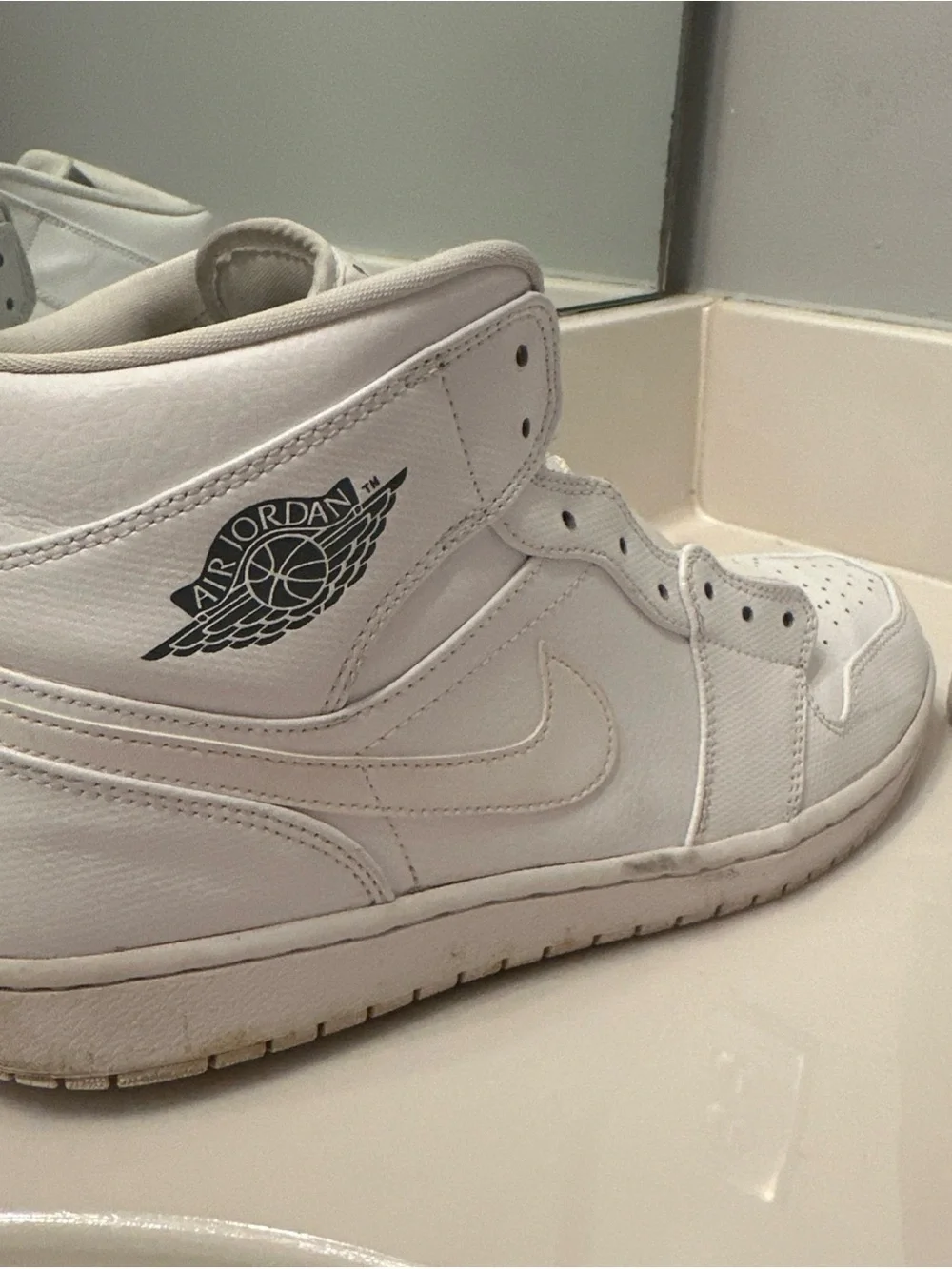 Jordan White Interior Label High-Top